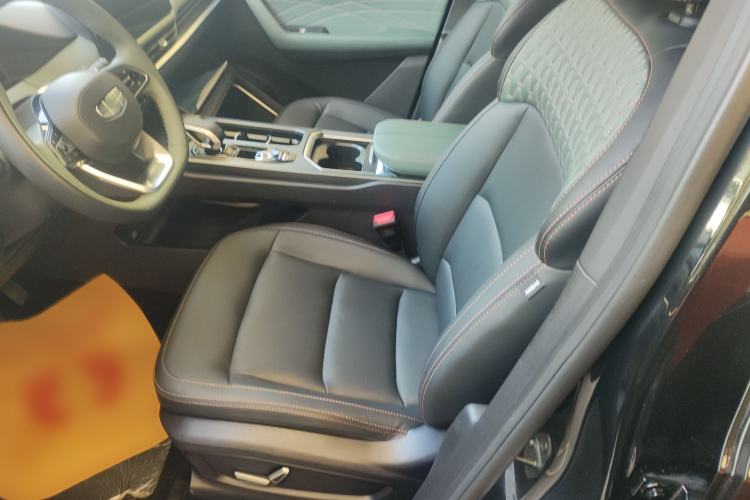 Used Geely Auto Haoyue L 2023 2.0T DCT Prestige Edition