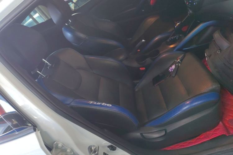 Used Hyundai Veloster 2015 1.6T Automatic Luxury Edition
