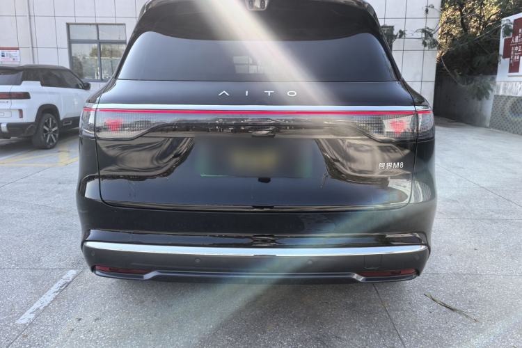 Used Hima AITO M8 2025 Extended-Range Max+ Version 53.4 kWh 6-Seater Edition
