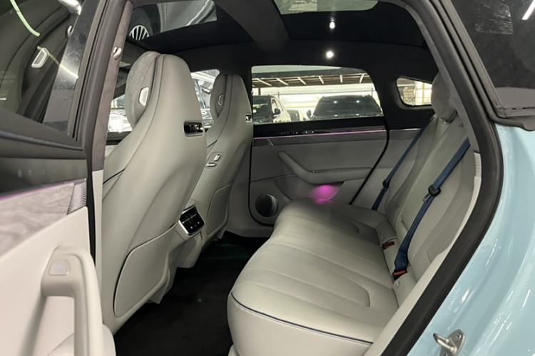 Used Hima Luxeed S7 2025 705 km Pro
