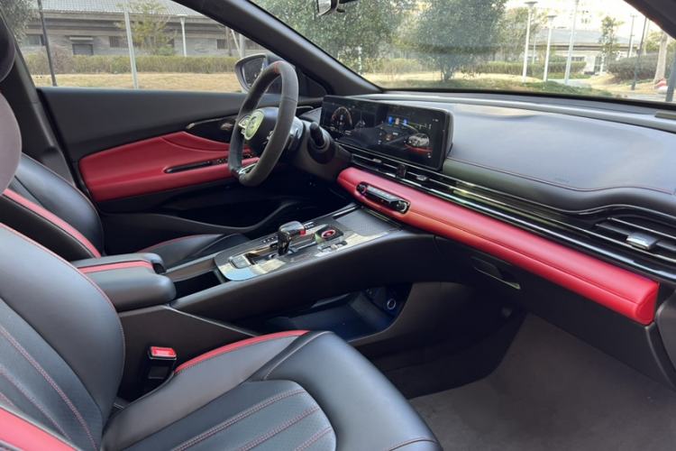 Used GAC Trumpchi EMPOW 2021 270T DCT J15 Version
