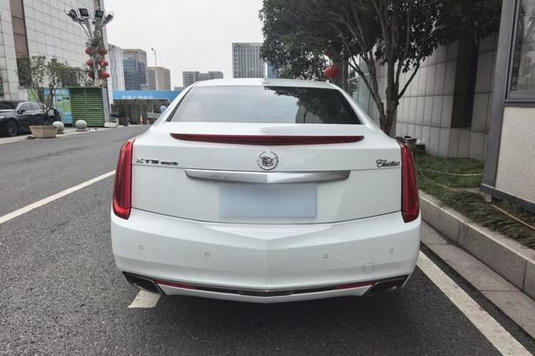 Used Cadillac XTS 2013 28T Leading Model
