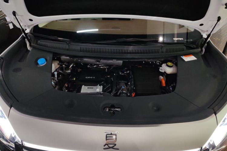 Used BYD Xia 2025 DM-i 1.5T 180km Excellence Model
