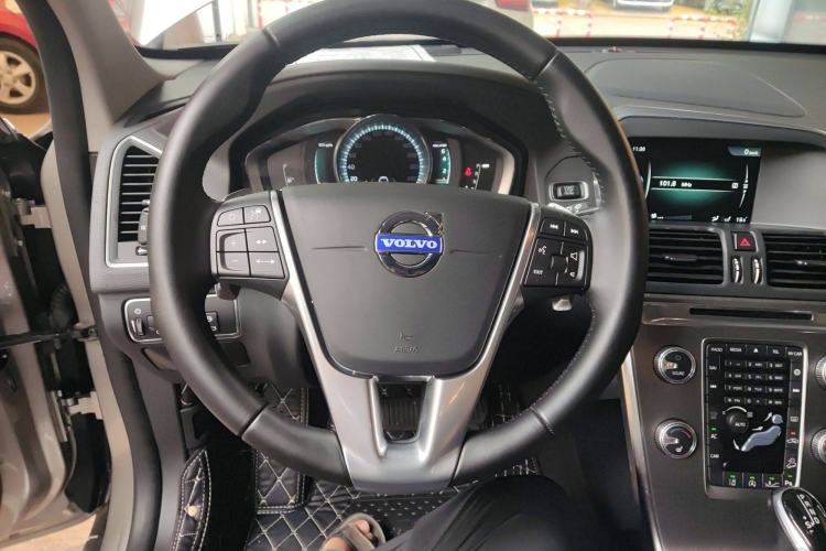 Used Volvo XC60 2016 T5 AWD Smart Drive Edition
