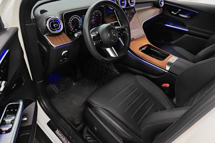 Used Mercedes-Benz GLC 2023 GLC 300 L 4MATIC Dynamic 7-Seater