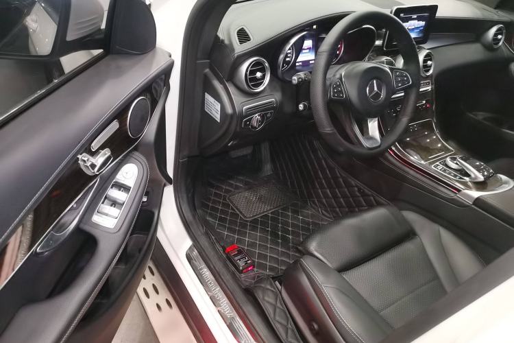 Used Mercedes-Benz GLC 2016 GLC 260 4MATIC Dynamic Edition
