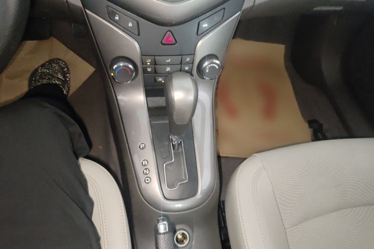 Used Chevrolet Cruze 2015 1.5L Classic SE AT
