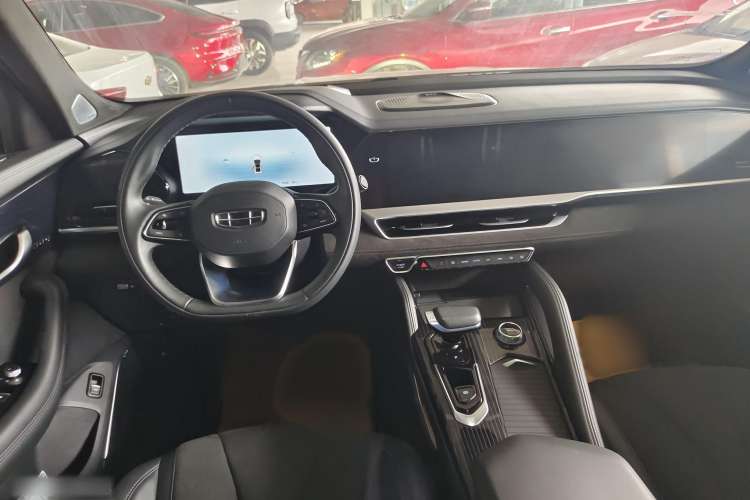 Used Geely Auto Monjaro L 2024 2.0TD High-Power Automatic Two-Wheel Drive Skyline Edition
