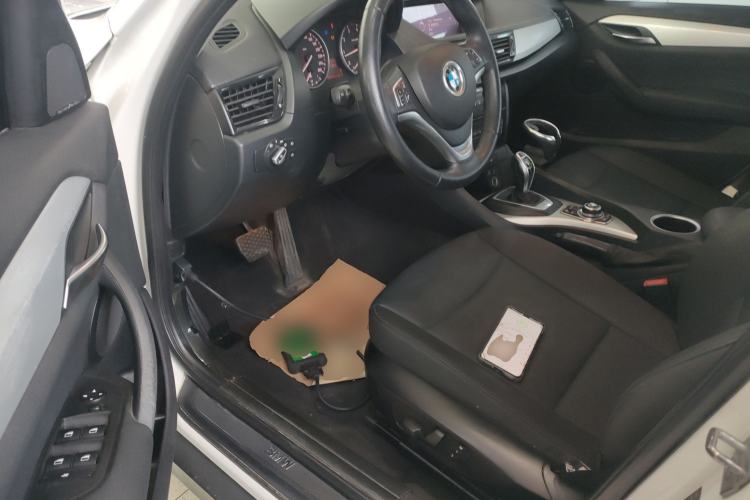 Used BMW X1 2014 sDrive18i Leading Model
