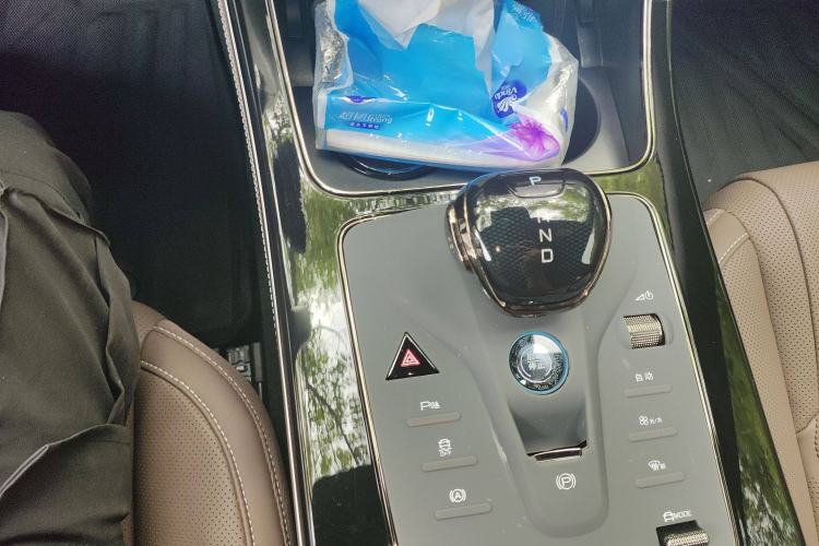 Used BYD Han 2023 EV Champion Edition 506KM Front-Wheel-Drive Premium Model
