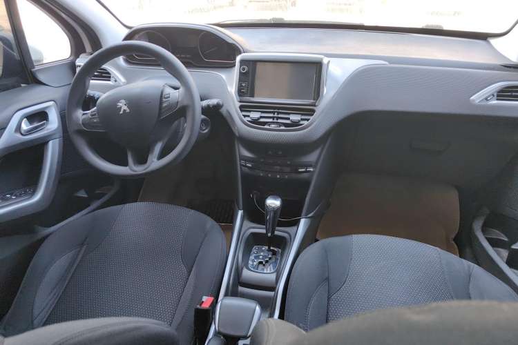 Used Peugeot 2008 2014 1.6L Automatic Fashion Edition
