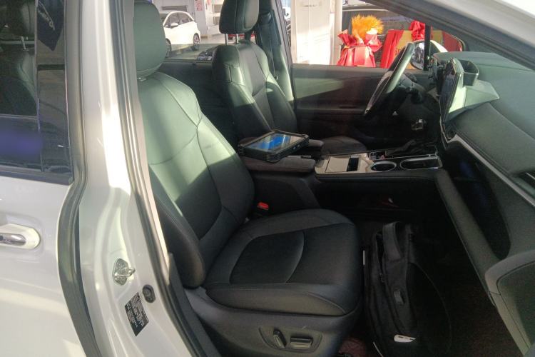 Used Toyota Sienna 2021 2.5L Hybrid Premium Edition