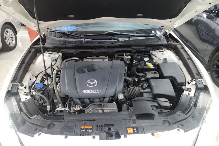 Used Mazda CX-4 2018 2.0L Automatic 2WD Blue Sky Exploration Edition China VI Standard
