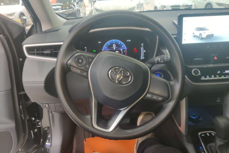 Used Toyota FRONTLANDER 2024 2.0L CVT Elite Plus Edition
