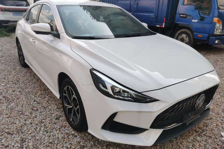 Used MG 5 2021 180 DVVT CVT Youth Luxury Edition
