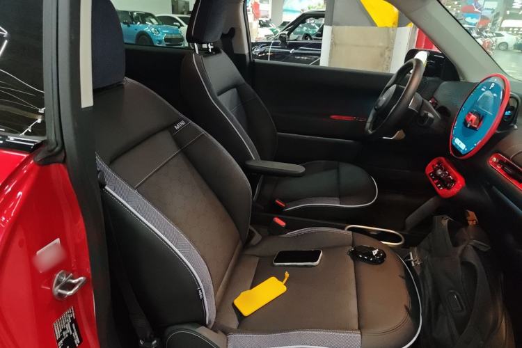 Used MINI Electric MINI COOPER 2024 456km COOPER E Classic Edition