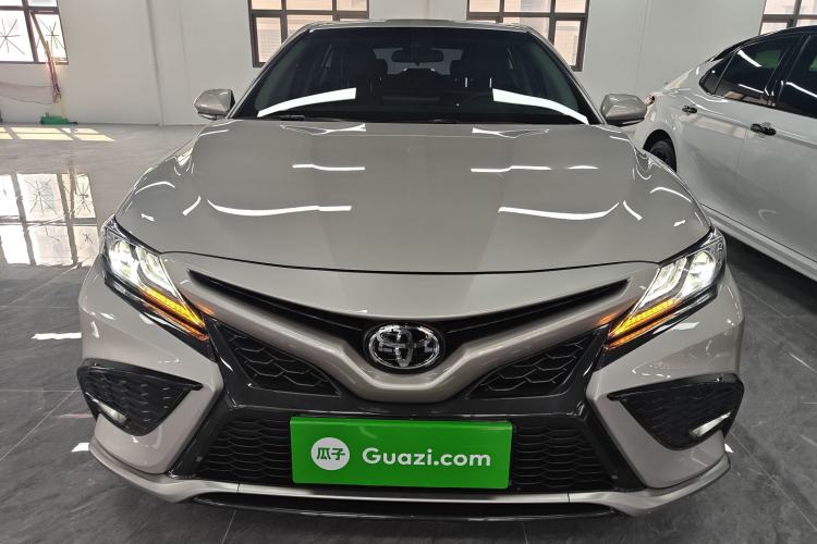 Used Toyota Camry 2021 2.0S FENGSHANG Edition
