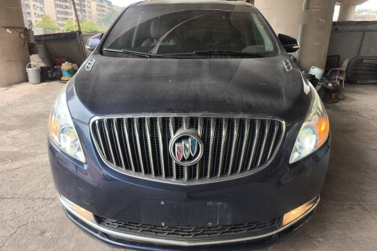 Used Buick GL8 2015 2.4L Luxury Business Premium Edition
