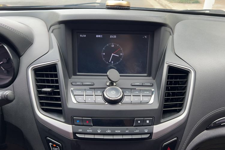 Used Dongfeng Aeolus AX7 2018 Classic 1.6T Automatic Luxury Model