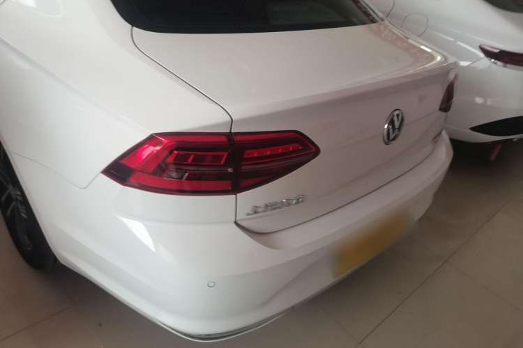 Used Volkswagen Lamando 2019 280TSI DSG Comfort Edition China VI standard
