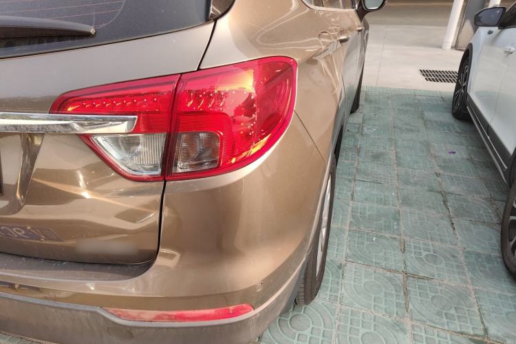 Used Buick Envision 2017 20T Two-Wheel-Drive Tech Edition
