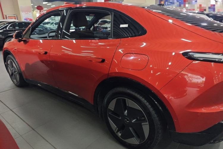 Used ONVO L60 2024 60 kWh All-Wheel Drive
