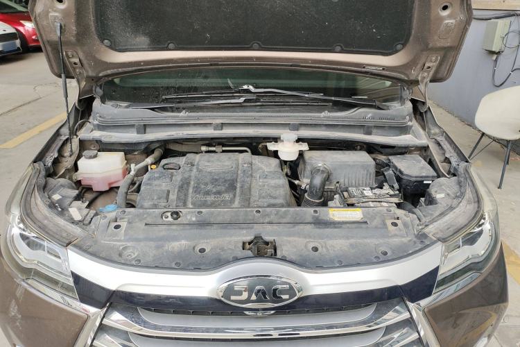 Used  Refine R3 2018 1.6L Manual Luxury Smart Model
