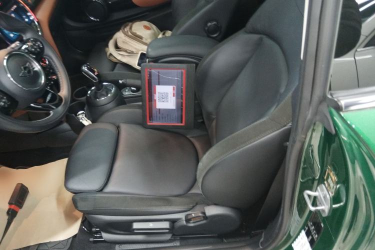 Used  MINI 2020 1.5T COOPER Artist
