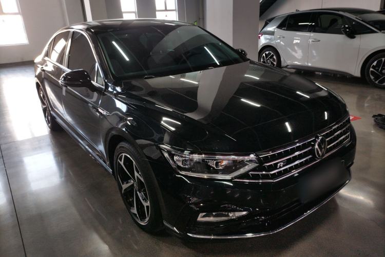 Used Volkswagen Magotan 2023 2 Million Units Commemorative Edition 330TSI DSG Luxury Version