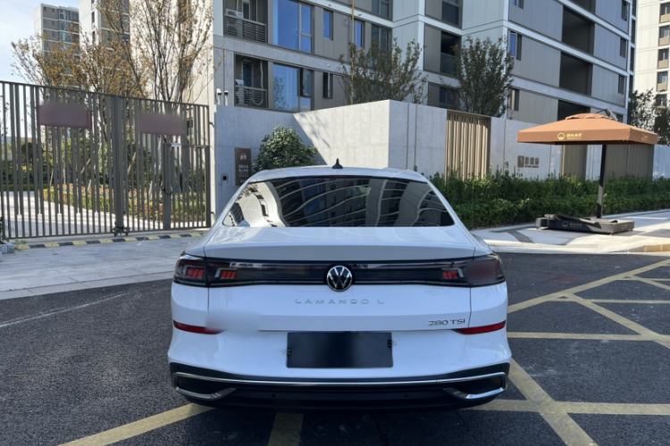 Used Volkswagen Lamando 2022 Lavida L 280TSI DSG Cool & Spicy Edition
