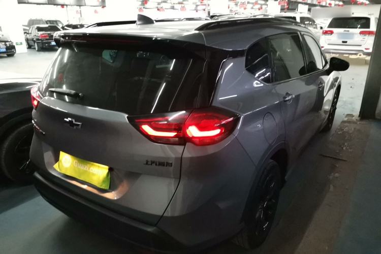 Used Chevrolet Orlando 2020 Light Hybrid Redline 530T Automatic Enjoyment Edition (5+2 Models)