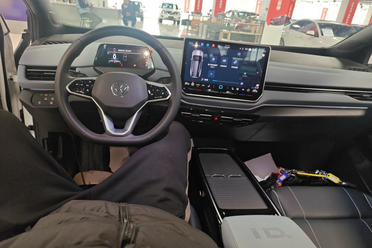 Used Volkswagen ID.4 X 2025 Smart Version Pure & Intelligent Enjoyment Edition
