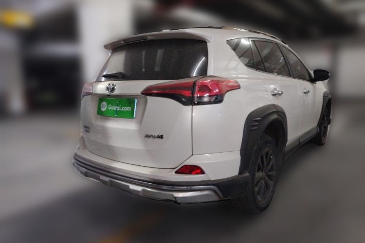 Used Toyota RAV4 2019 2.0L CVT Two-Wheel Drive Fashion X Limited Edition China V Standard
