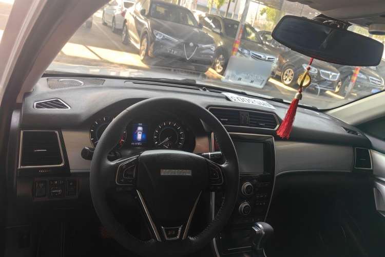 Used Haval H2 2016 Red-Label 1.5T Automatic Two-Wheel Drive Luxury Model