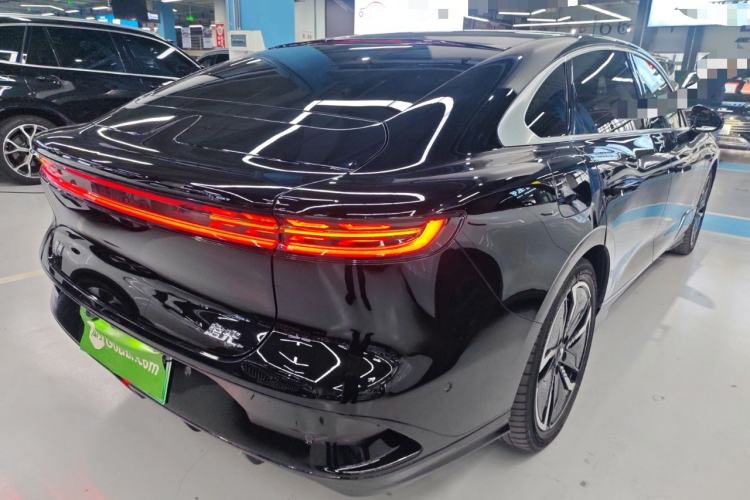 Used VOYAH PASSION 2023 Four-Wheel Drive Long-Range Version
