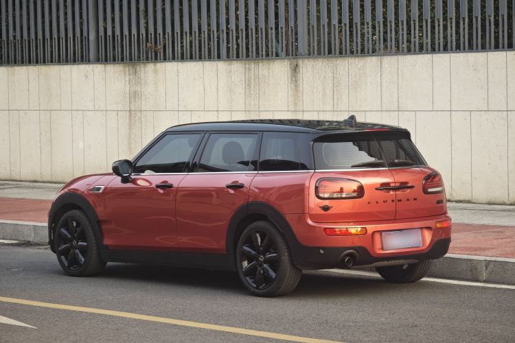 Used  Clubman 2022 Facelift 1.5T COOPER Connoisseur
