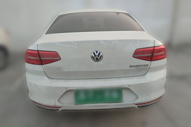 Used Volkswagen Magotan 2017 330TSI DSG Luxury Model
