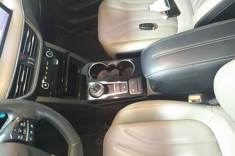 Used Ford Escape 2020 EcoBoost 245 Two-Wheel-Drive Comfort Edition
