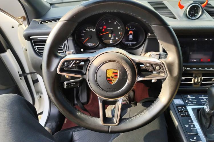 Used Porsche Macan 2021 Macan 2.0T