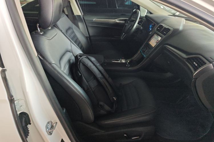 Used Ford Mondeo 2017 EcoBoost 200 Stylish Model
