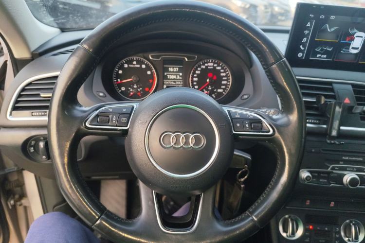 Used Audi Q3 2015 30 TFSI Ambition Edition
