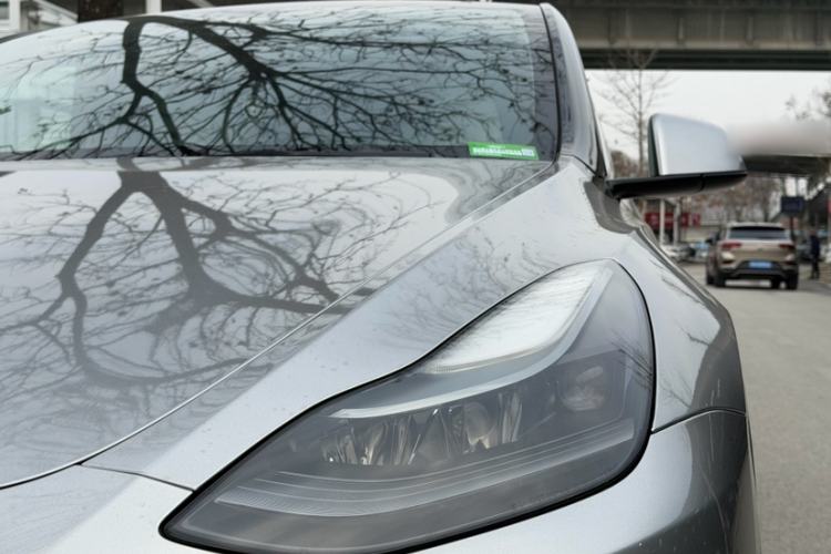 Used Tesla Model Y 2021 Long-Range All-Wheel-Drive Version 3D7
