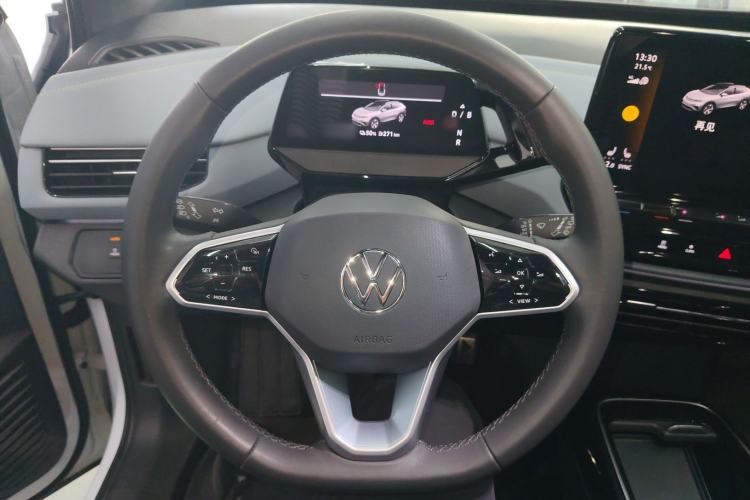 Used Volkswagen ID.4 X 2023 Pure Long-Range Version
