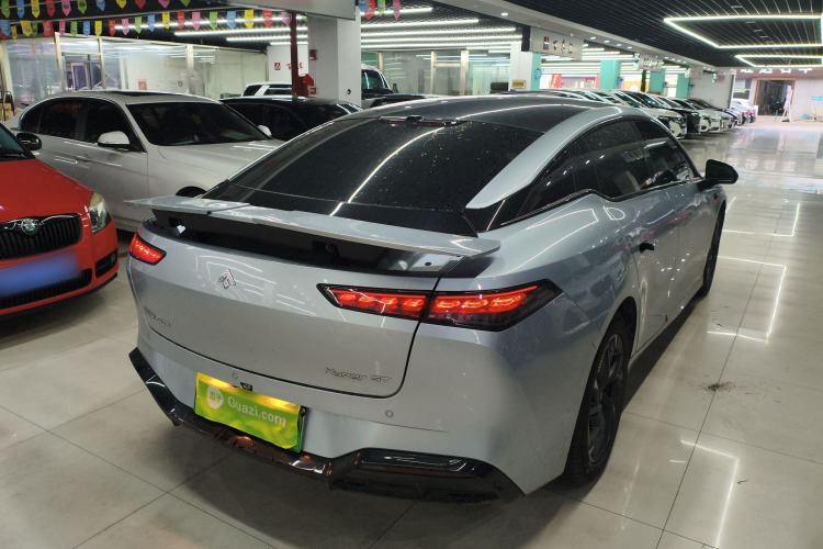 Used  GT 2023 560 Rear-Drive Seven-Wing Edition