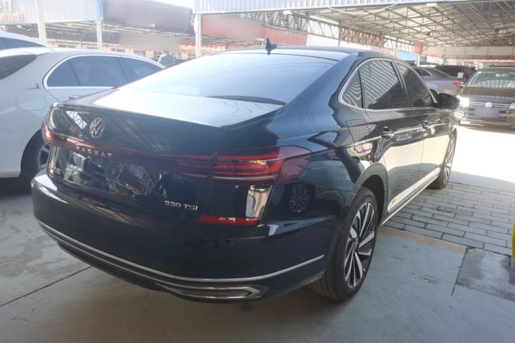 Used Volkswagen Passat 2022 330TSI Starry Luxury Edition