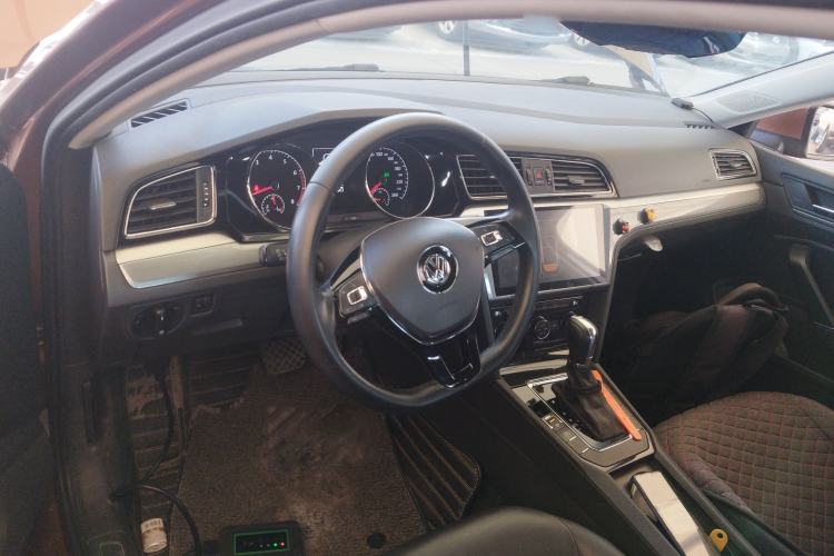 Used Volkswagen Lamando 2015 280TSI DSG Comfort Edition