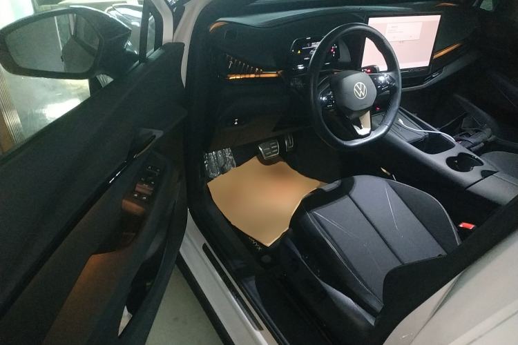 Used Volkswagen ID.UNYX 2024 Pro Long-Range Version
