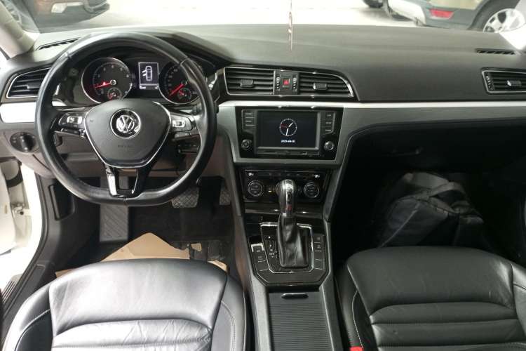 Used Volkswagen Lamando 2017 280TSI DSG Comfort Edition
