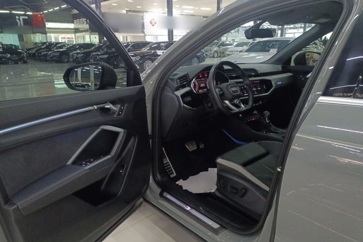 Used Audi Q3 2024 35 TFSI Fashion Dynamic Edition