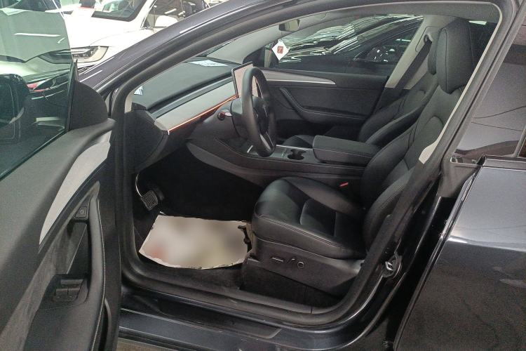 Used Tesla Model Y 2024 Rear-Wheel-Drive Version
